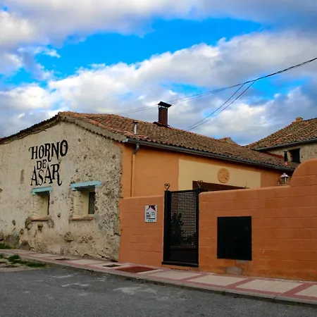El Horno De La Aldegueela Сasa de vacaciones Torrecaballeros