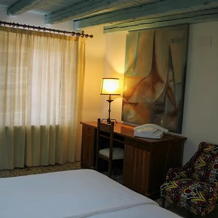 El Horno De La Aldegueela * Torrecaballeros