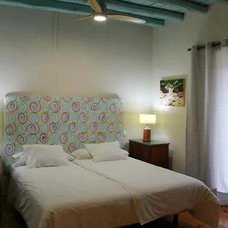 度假居 El Horno De La Aldegueela 托雷卡巴勒罗斯